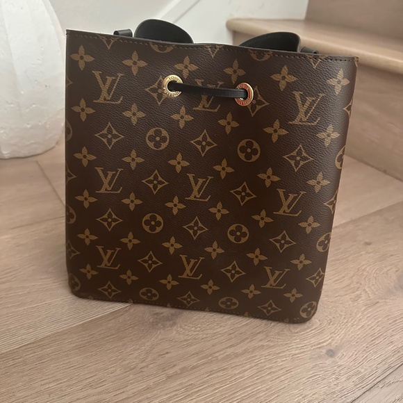 Louis Vuitton NéoNéo MM - Picture 4 of 10